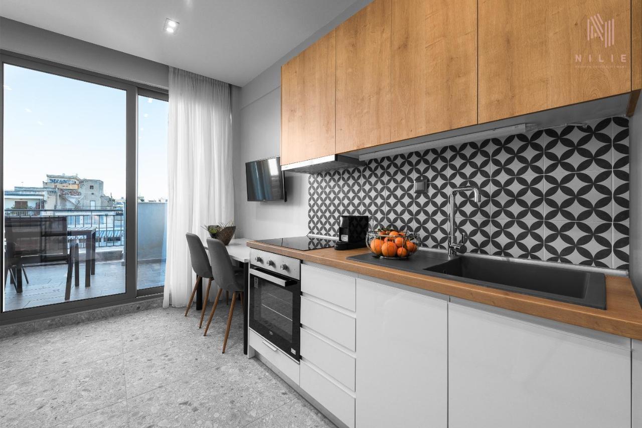 Appartamento The Skysphere, Nilie Hospitality Mgmt Salonicco Esterno foto